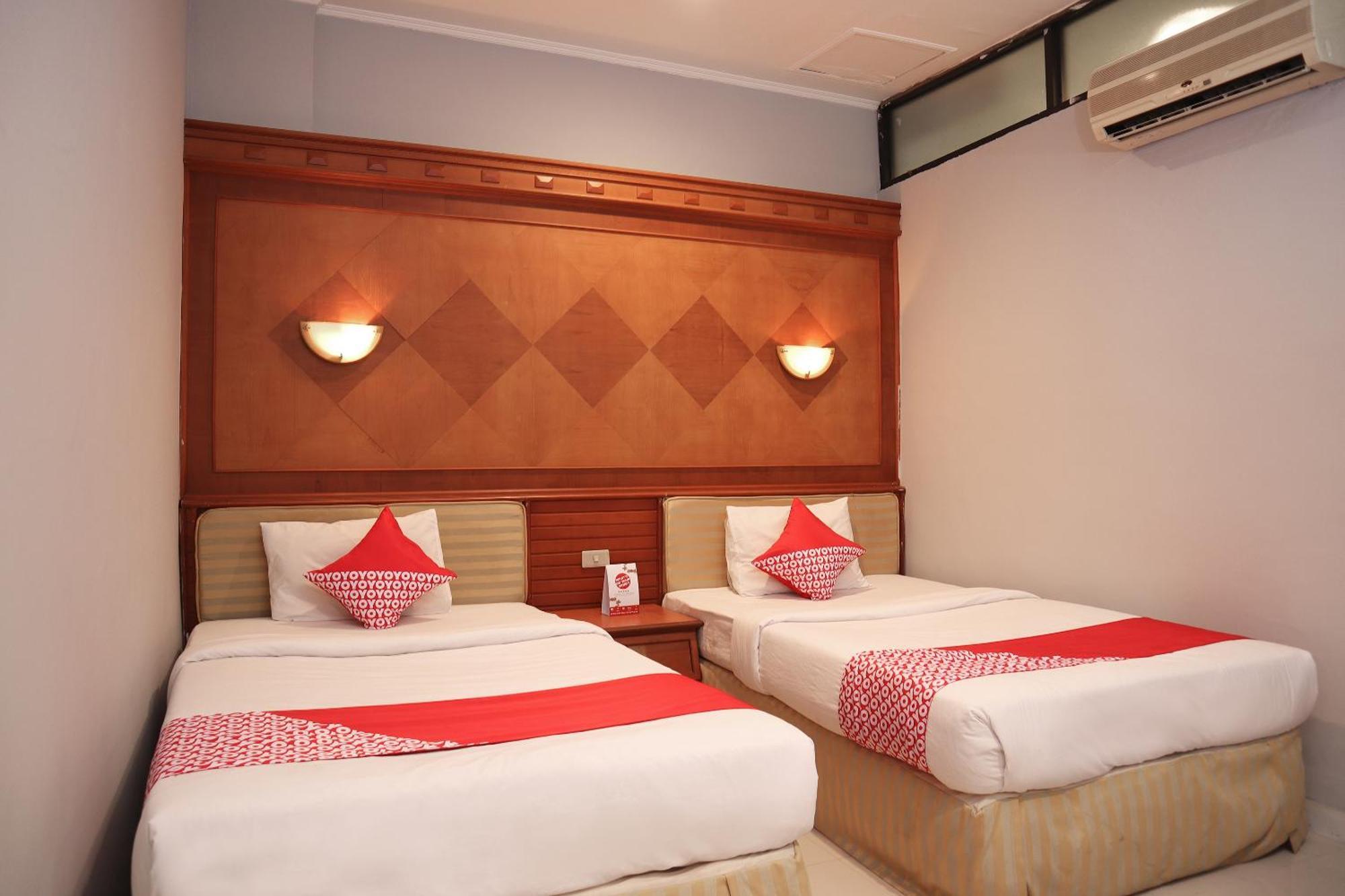 Oyo 742 Mona Plaza Hotel Pekanbaru Eksteriør bilde